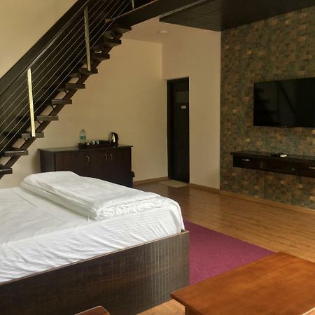 Silvertip Cafe & Homestay 科塔吉里 外观 照片